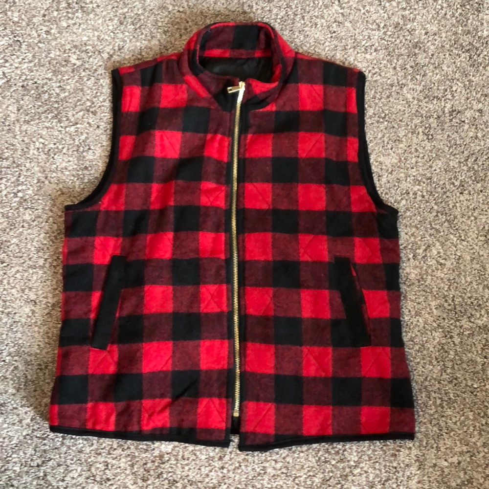 Buffalo plaid quilted vest